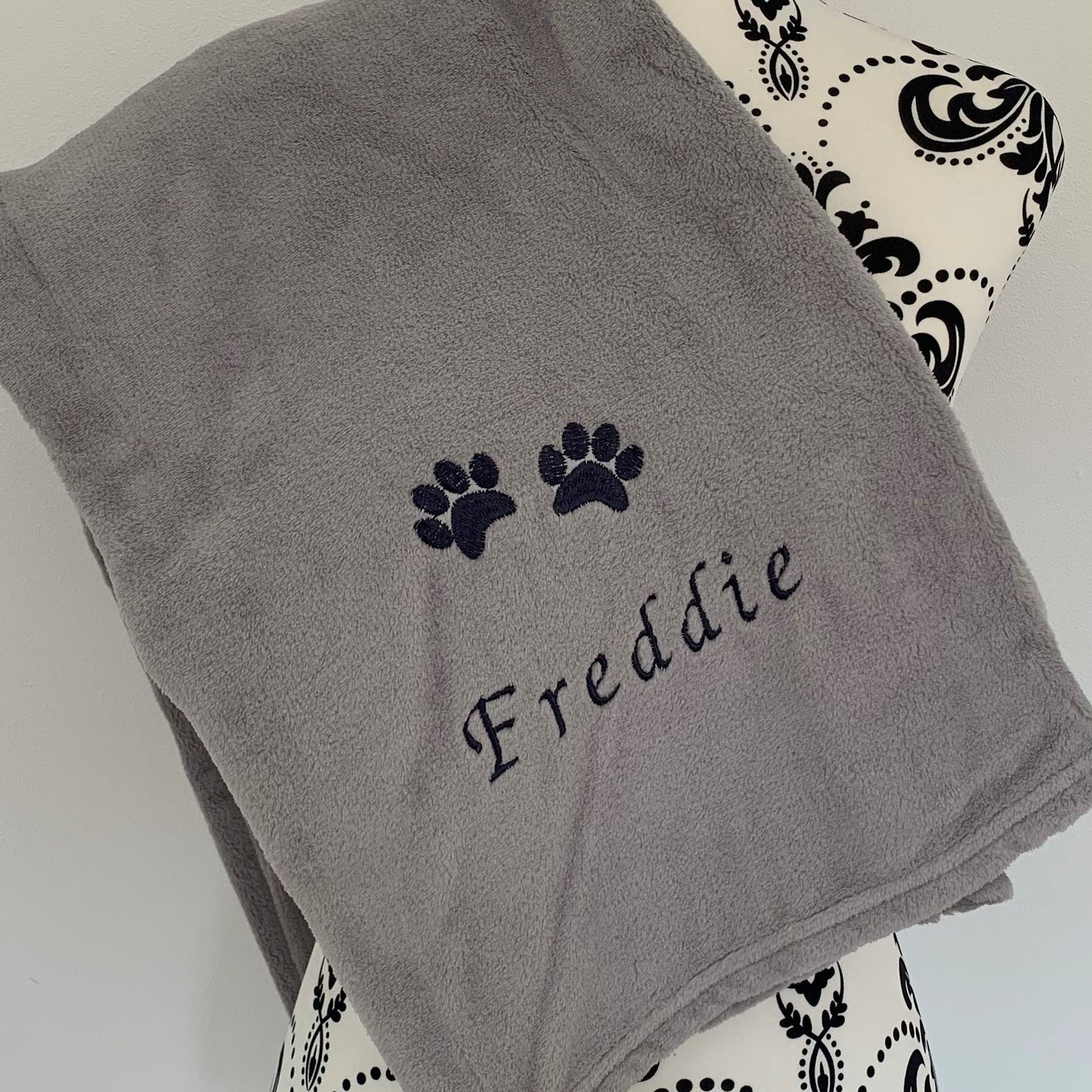 Pet Fleece Blanket - 2 Paws - Personalised