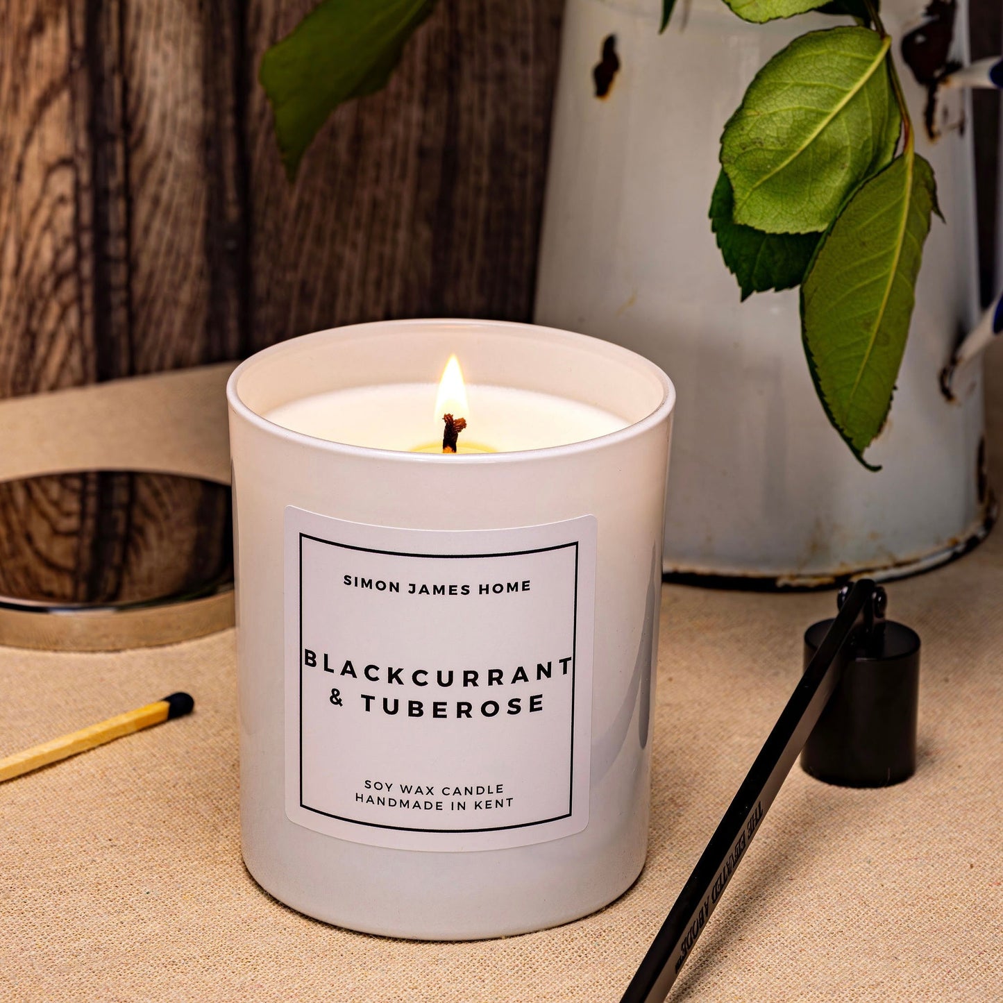Blackcurrant & Tuberose Candle - Luxury Soy Wax