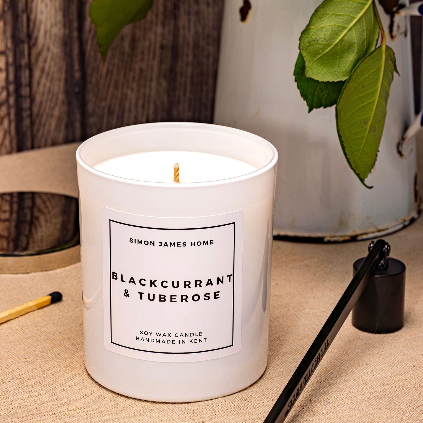 Blackcurrant & Tuberose Candle - Luxury Soy Wax