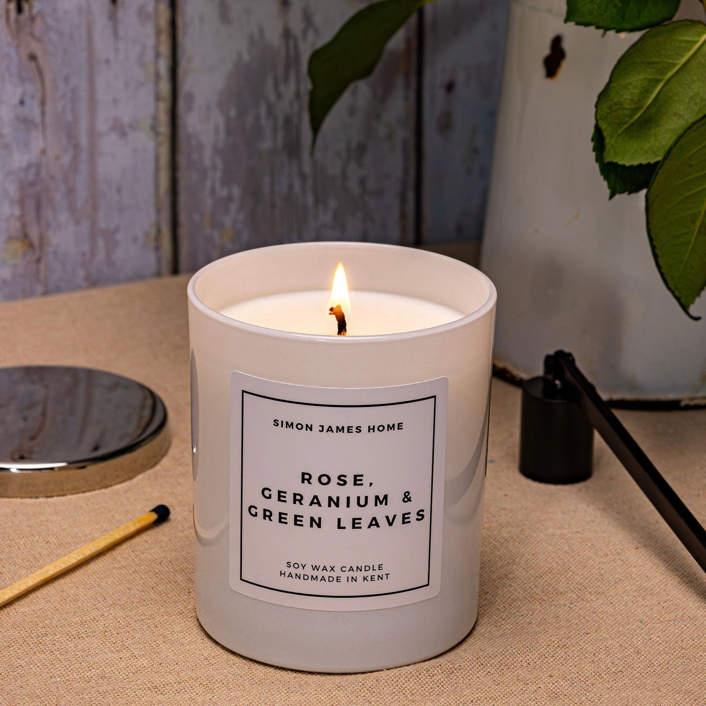 Rose, Geranium & Green Leaves Candle - Luxury Soy Wax - Rose Candle