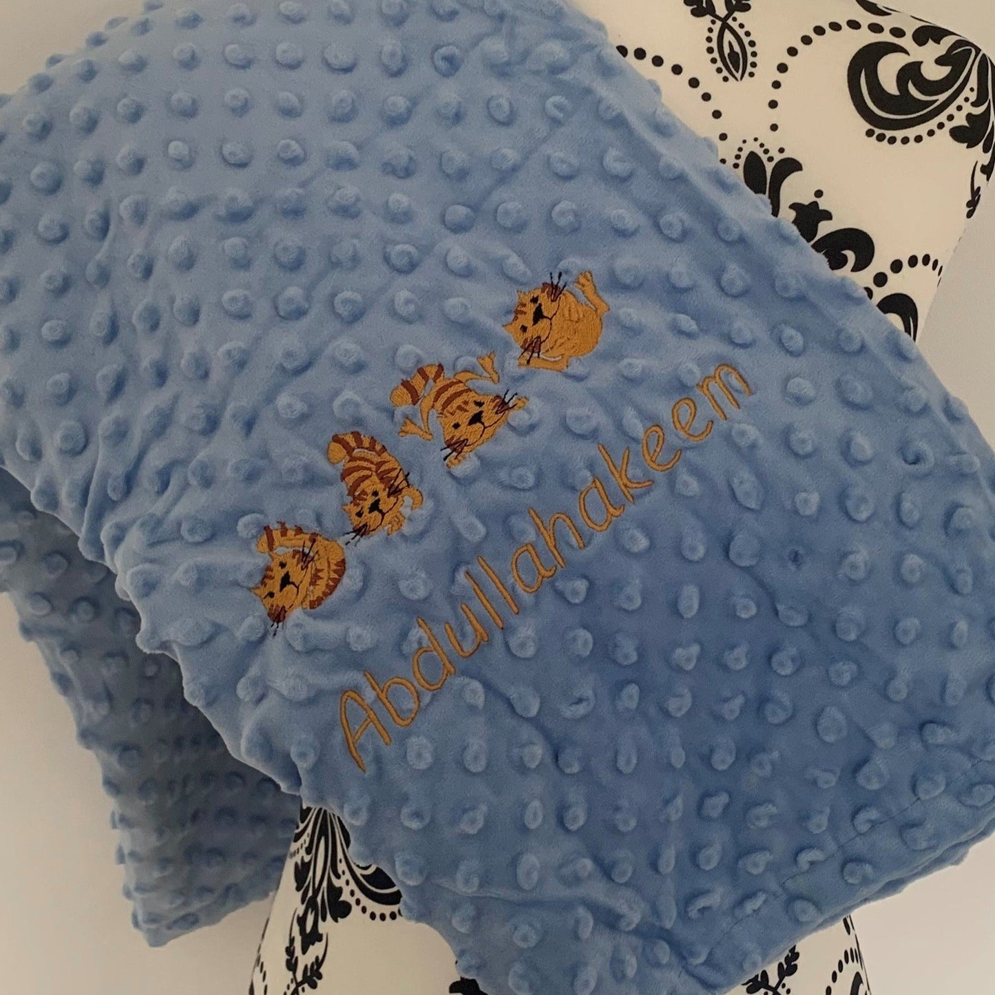 Pet Bubble Blanket - Kittens / Cats - Personalised
